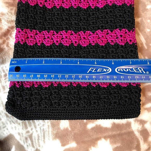 Boho Style Crocheted Cross Body Handbag Purse - Picture 7 of 8